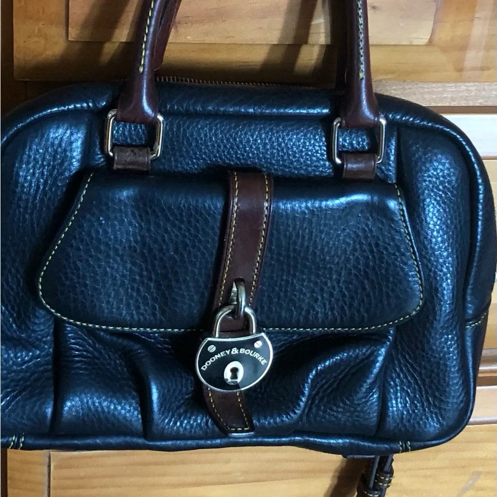 Dooney & Bourke Samba Pebbled Leather Large Black Satchel Cross Body Bag